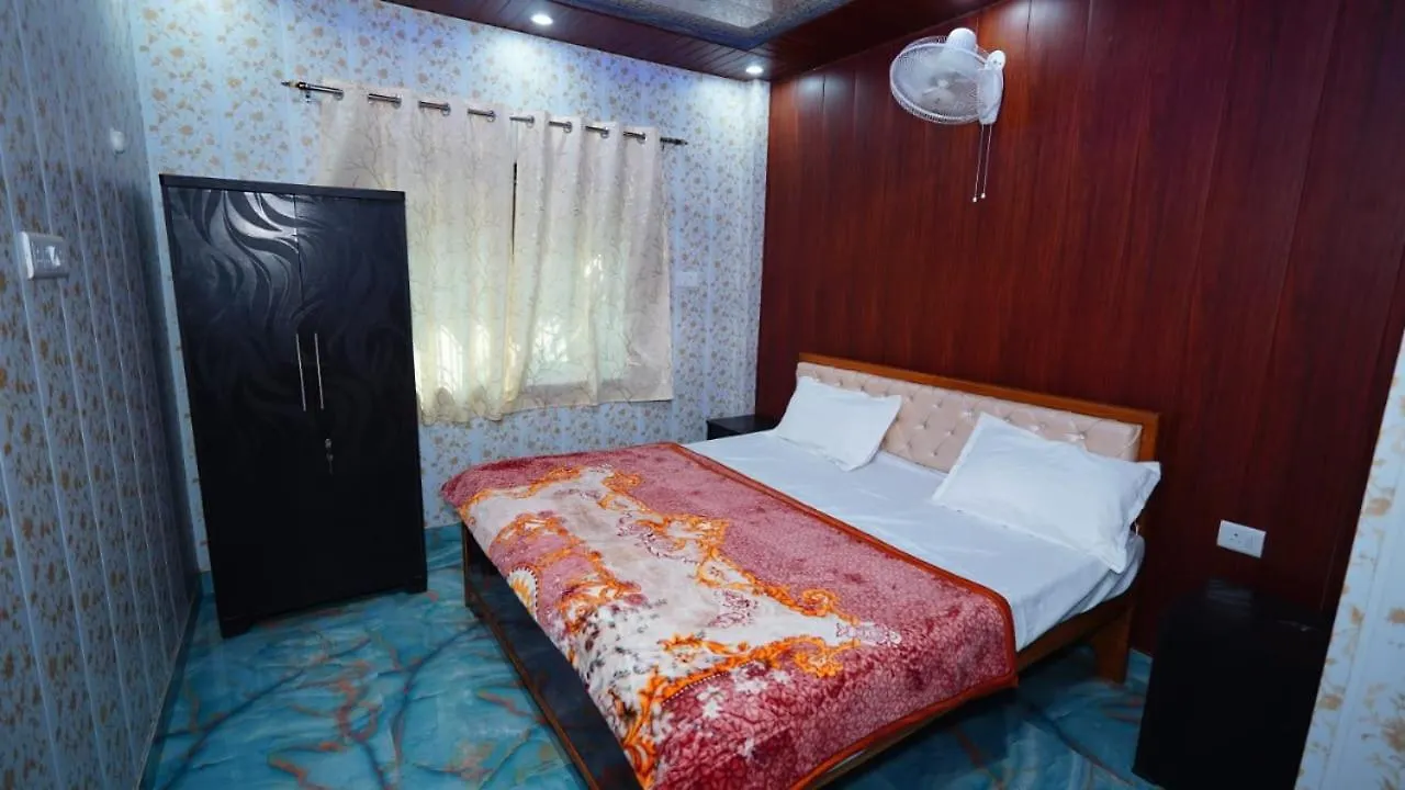Khubbu'S Inn Varanasi Quarto em Acomodações Particulares